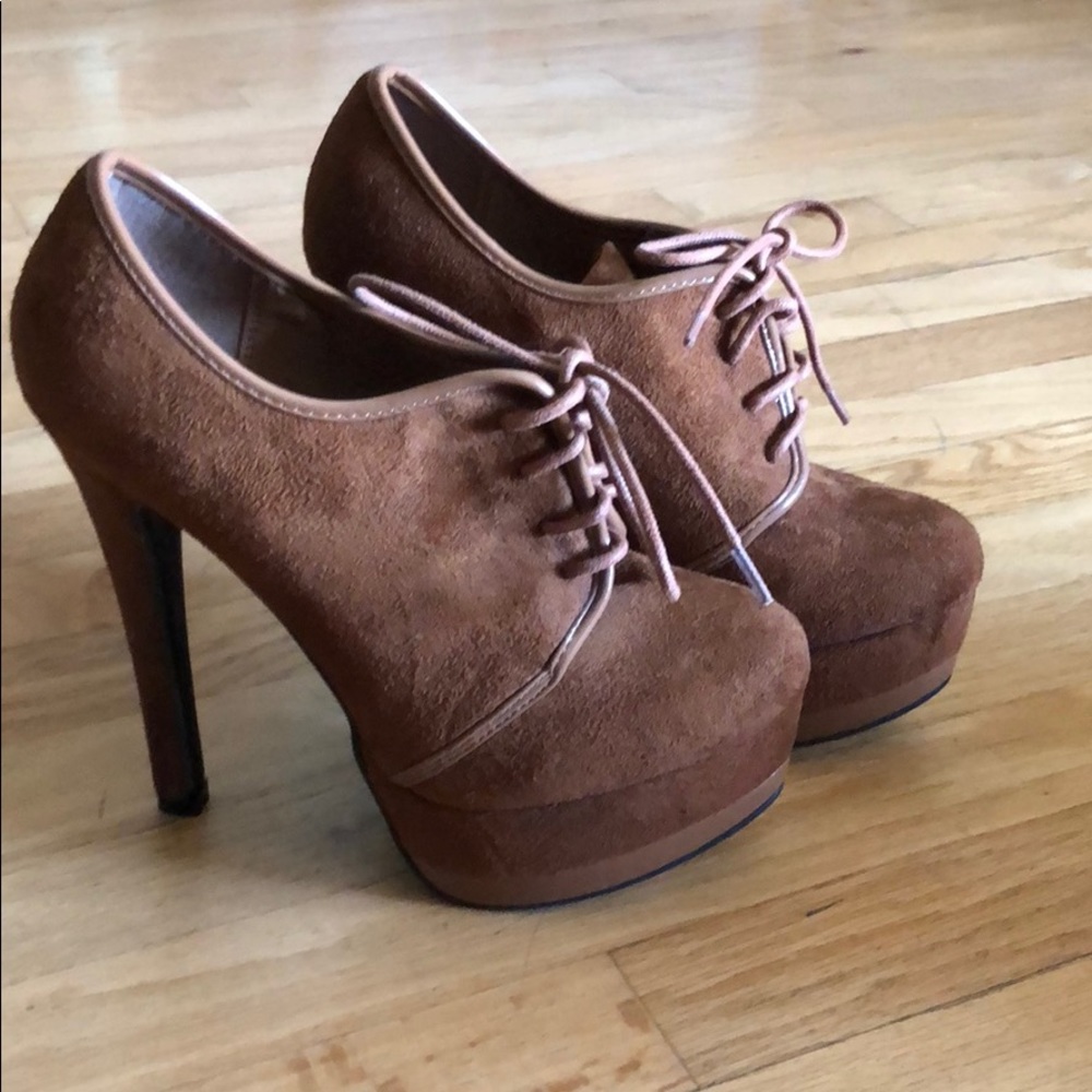 Brown lasonia heels. Size 7